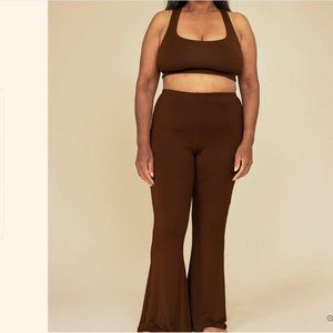 HARA THE LABEL - Frankie Flares in Earth